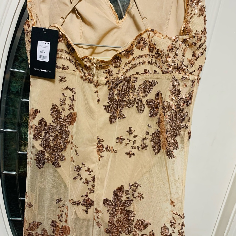 NWT fashion Nova sequin dress - Picture 8 of 9